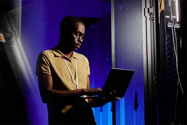 Solutions et services informatiques sécurité des systèmes et réseaux informatiques